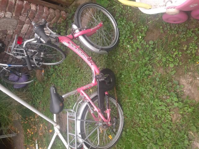 Vend vélo de fille de 6 à 12 ans