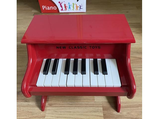 Photo Vends piano 18 touches New Classic Toys image 1/6