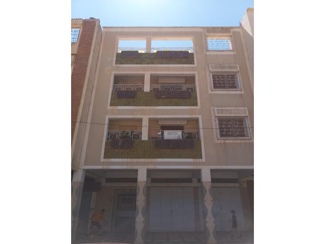 Vente immeuble R+2--2 facades
