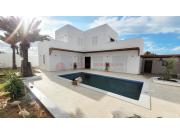 Annonce Vente villa avec piscine Djerba zone urbaine titre bleu