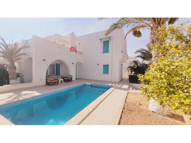 Vente villa avec piscine - titrée à Djerba Midoun ZU - Réf V688