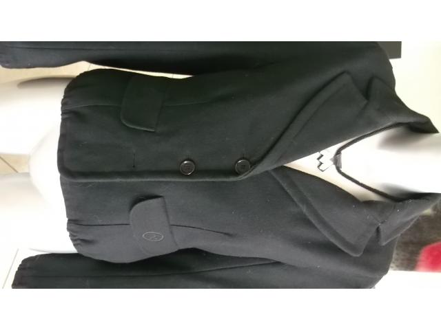 Veste en drap de laine noir taille :L marque :MILK and WATER