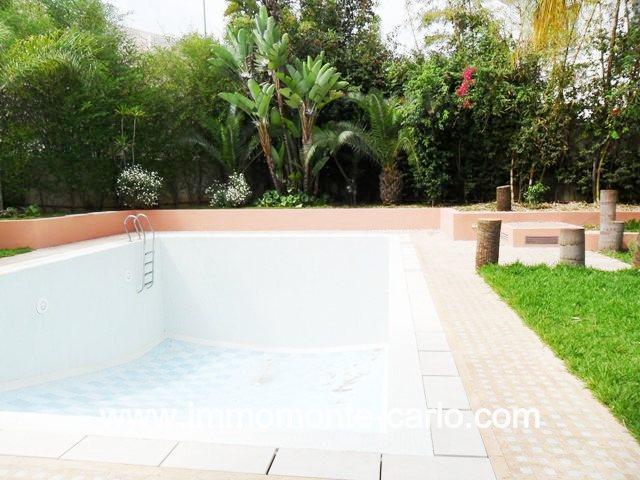 villa avec piscine à Rabat au quartier Souissi