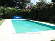 Annonce villa avec piscine et chauffage central à Hay Riad