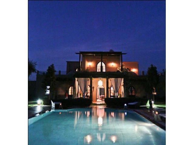 Villa avec piscine privative pour vacances