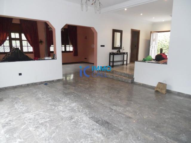 Photo Villa de 700 m² en location située à Hay Riad image 1/6