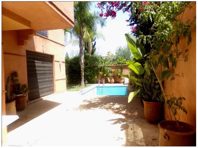 Photo Villa de charme vc piscine de style moderne sr la Rte de Casa image 1/6