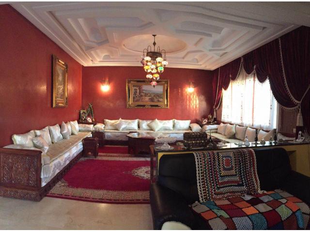 villa de merveille très bien équipé par jour, FES