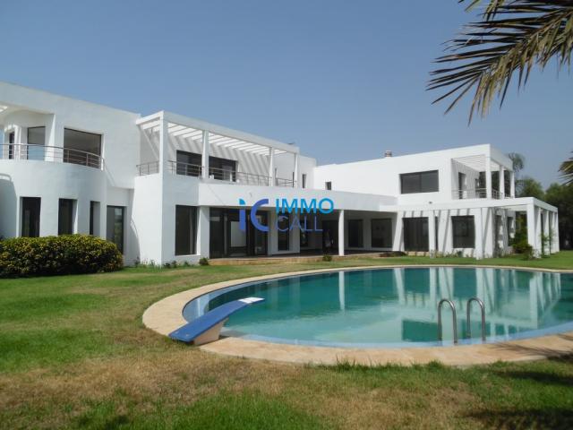 Photo Villa de standing 2000 m² en location située à Souissi image 1/6