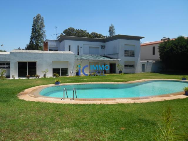Photo Villa de standing 2000 m² en location située à Souissi image 1/6