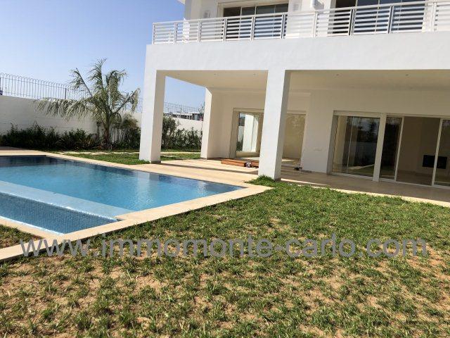 Villa haut standing neuve avec piscine à Souissi