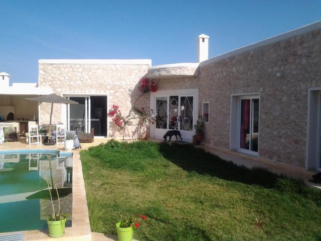Villa meublée essaouira , zone urbaine
