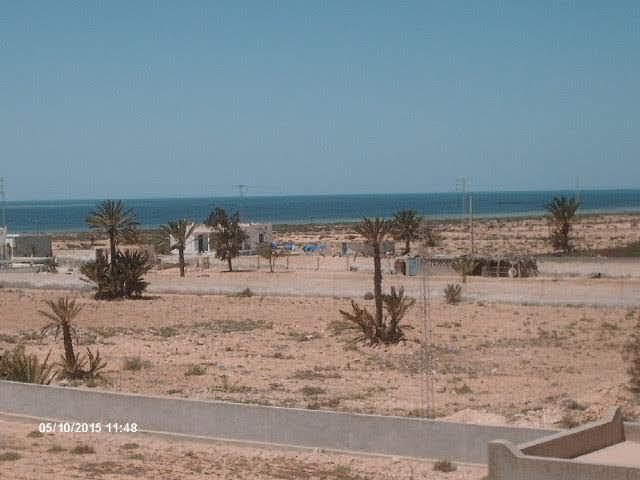villa Neuf avec piscine, à Djerba
