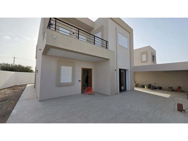 VILLA NEUVE À DJERBA HOUMT SOUK ZU - RÉF V719