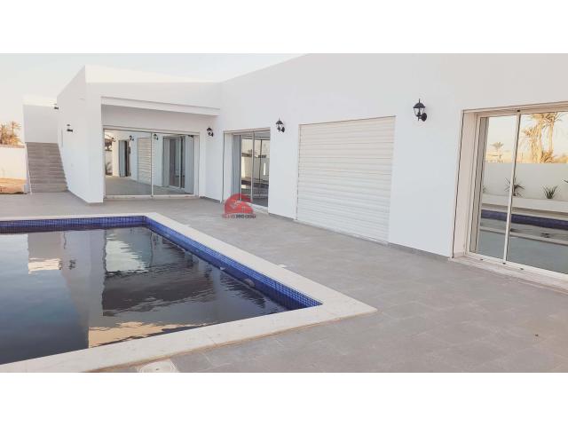 VILLA NEUVE À HOUMT SOUK DJERBA ZA - RÉF V680