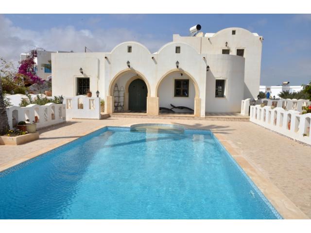 Villa piscine à Djerba,à deux pas de la lagune