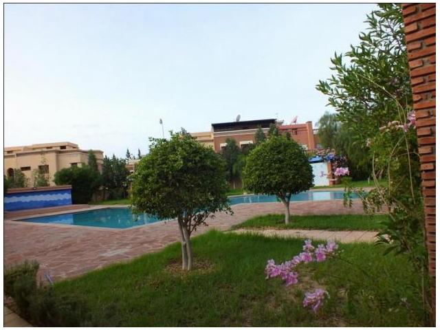 Photo Villa semi-meublée de 5ch terrasse piscine image 1/6