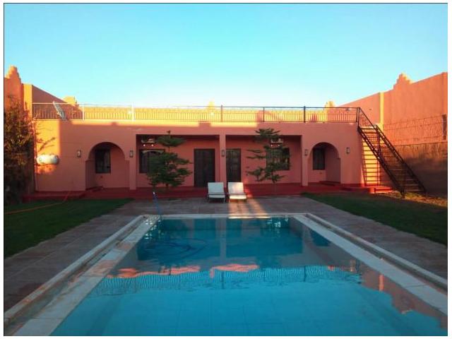 Villa vc jardin et piscine Sidi Abdelah Ghiat