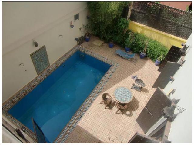 Villa vide ou meubee vc piscine a Bab Ighli