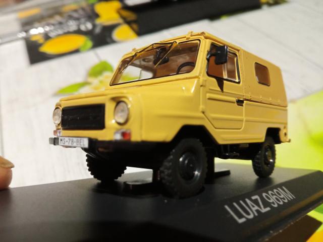 voiture de collecion 1/43