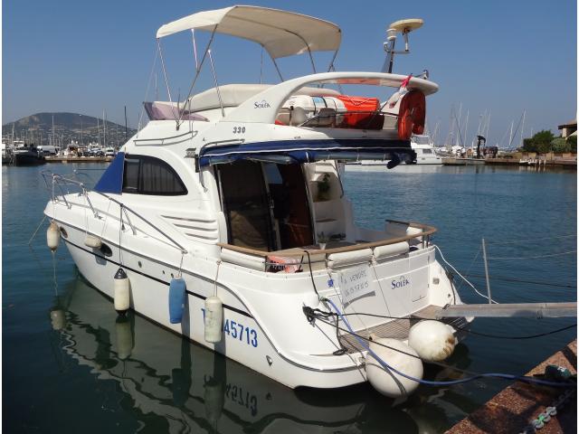 Votre bateau dans la baie de St Tropez