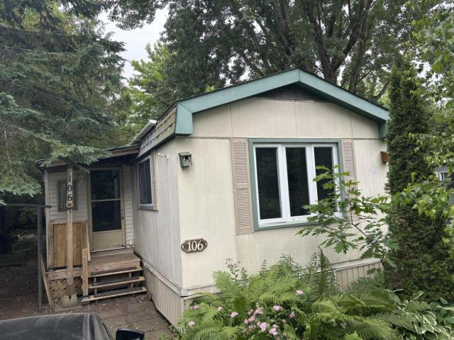 Votre maison à 154 500$ à 10 mins de Cowansville (Québec, Canada)