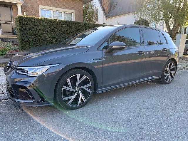 Photo VW Golf sportive en très bon état à saisir image 1/5