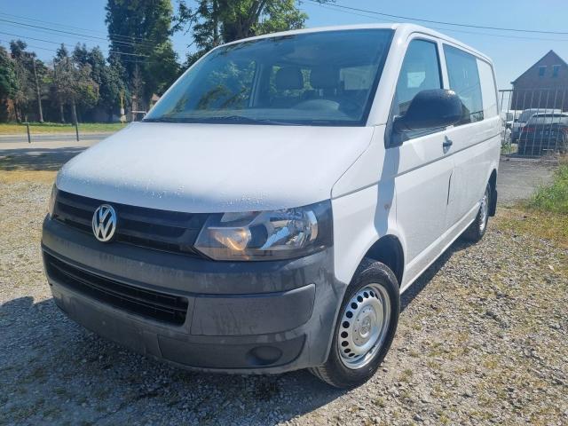 Photo Vw Transporter T5 2012 double cabine 6places 2.0tdi 90cv.. image 1/6