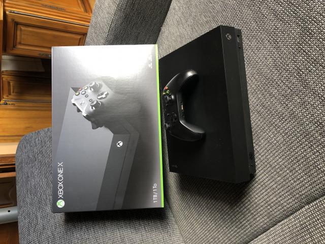 Xbox One x 1To