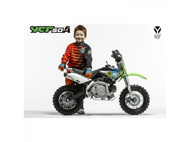 Photo YCF 50 4 temps moto Enfant haut de gamme image 1/6