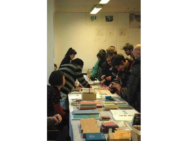 Photo «Feuilles d’art »: les 11 et 12 mars 2017 à Bruxelles. Salon de la petite édition et du livre d’arti image 2/5