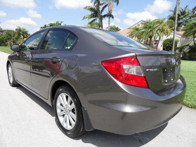 Photo 2012 Honda Civic image 2/6