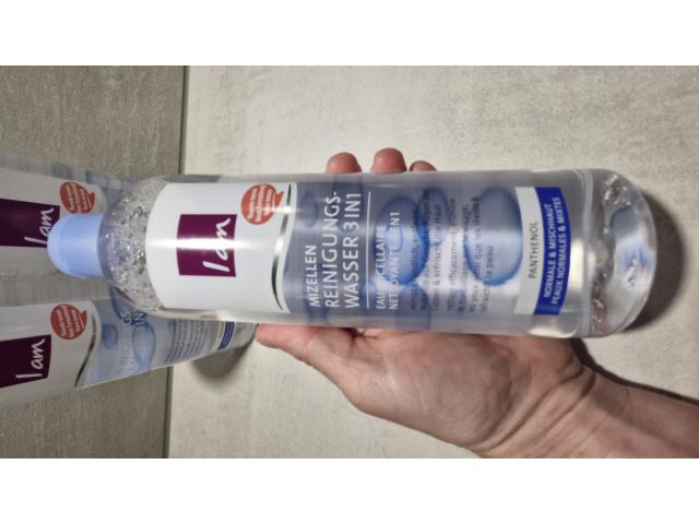 Photo 3 bouteilles d'eau micellaire IAM image 2/3