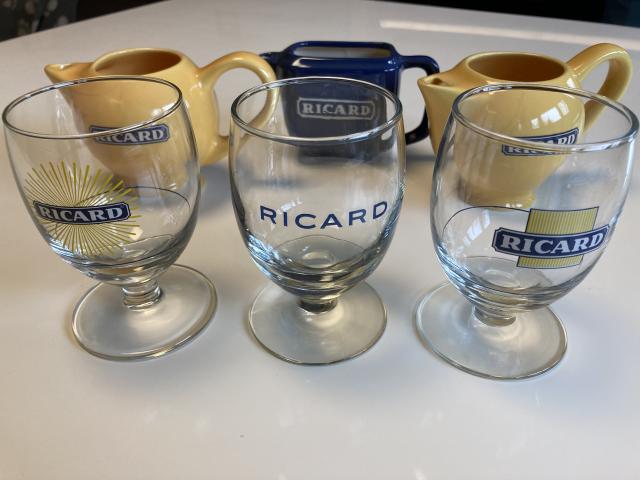 Photo 3 verres et 3 pichets Ricard - Vintage image 2/3