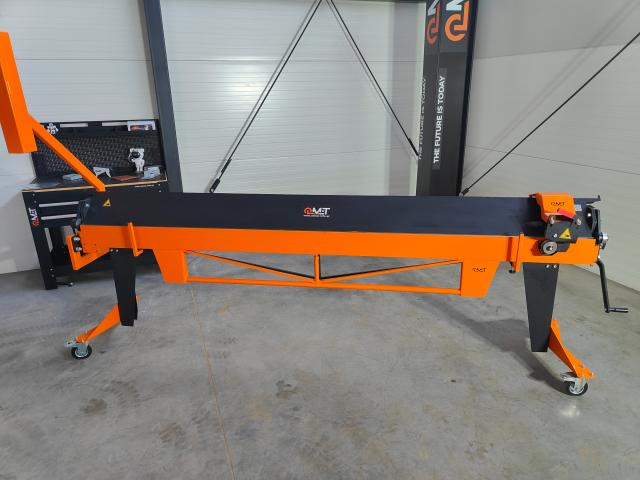 Photo 3m Plieuse de tôle M20X3000 /0,8 mm +avec cisaille rotative. image 2/6