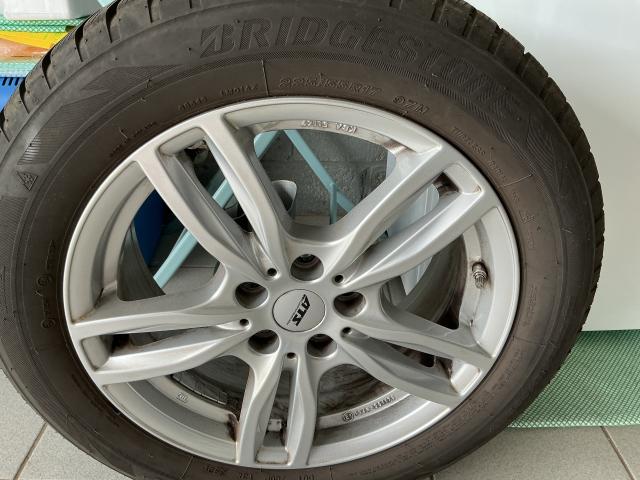 Photo 4 Pneus et jantes pour BMW X1 ANNÉE 2021 image 2/3