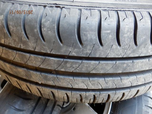 Photo 4 pneus Michelin Energy sever neuf 195/65/R15 montés sur jantes VW15
