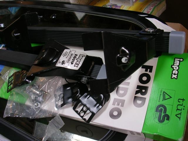 Photo 52 jeux BARRES DE TOIT UNIVERSELS  Made In France image 2/5