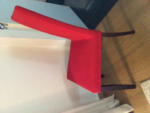 Photo 6 chaises en tissu rouge image 2/2