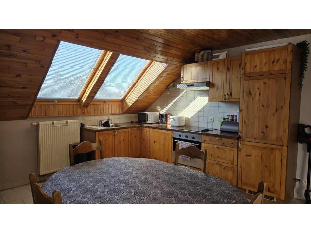 Photo 6880 ACREMONT : appartement 2e étage, 1ch, +-45m² avec grenier et parking. image 2/6