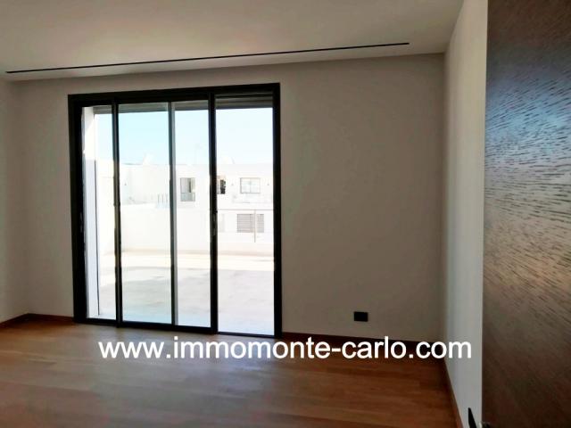 Photo A vendre appartement de standing  avec  grande terrasse Souissi image 2/6