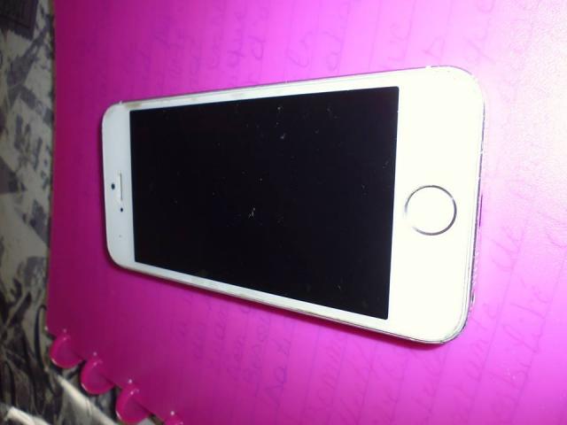 Photo a vendre iphone 5s image 2/2