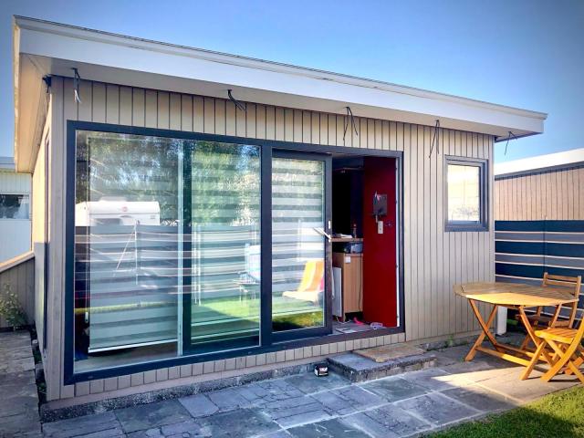 Photo A vendre SUPERBE CHALET DE VACANCES À LA CÔTE BELGE image 2/6