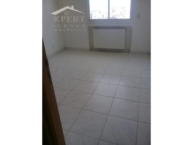 Photo à vendre un appartement S2 de haute standing situé à khezema image 2/4
