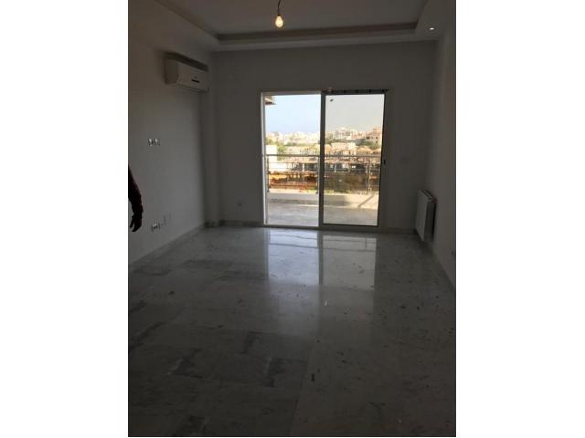 Photo A vendre un joli appartement à Chott Mariem image 2/6