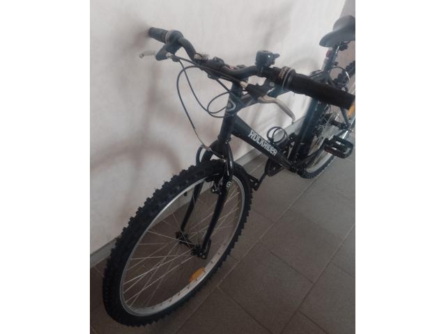 Photo A vendre vélo b'twin décathlon Rockrider VTT 26 pouces image 2/3