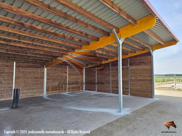 Photo Abri de Paddock pour Chevaux & Abris pour Chevaux et Abris de Pâturage pour Chevaux image 2/6