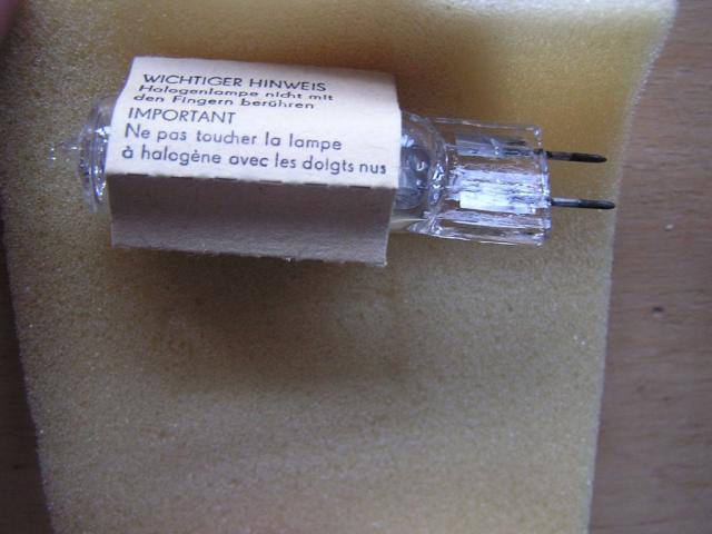Photo Ampoule halogène neuve – Lampe pour projecteurs image 2/3