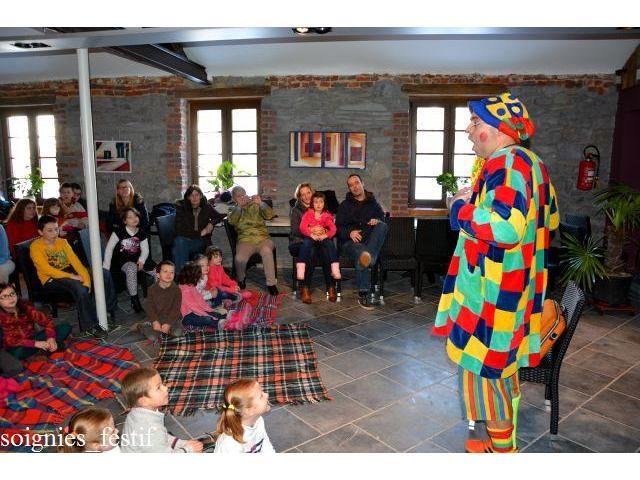 Photo Anniversaire clown, animations de rue, spectacles, mime, statue vivante, faux serveur, humour, ... image 2/6