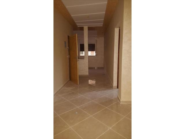 Photo apartement a route sidi yahya  2 fassade 135 M image 2/6